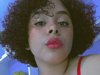 دردشة الفيديو المثيرة SashaStonee