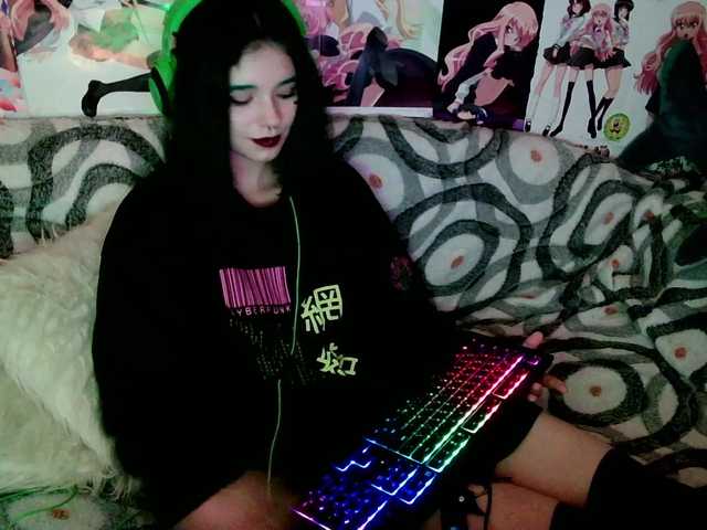 لقطات البث Saymeowplz1