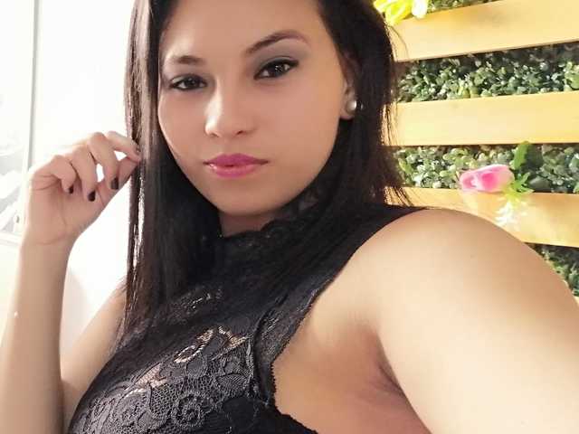 صورة الملف الشخصي ScarletDesire