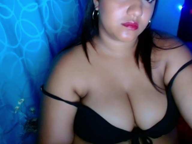 لقطات البث Scarlethot19