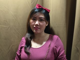 دردشة الفيديو المثيرة ScarletMom