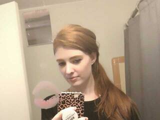 دردشة الفيديو المثيرة ScarletMurphy