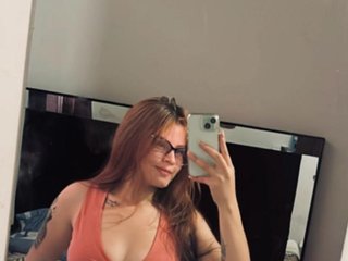دردشة الفيديو المثيرة ScarlettGold