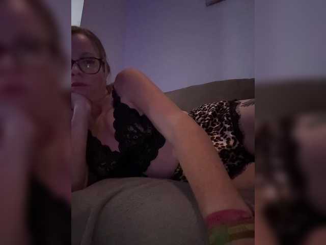 لقطات البث ScarlettRedRose