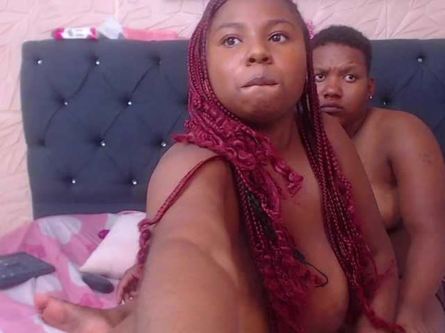 لقطات البث ScarletxEmma