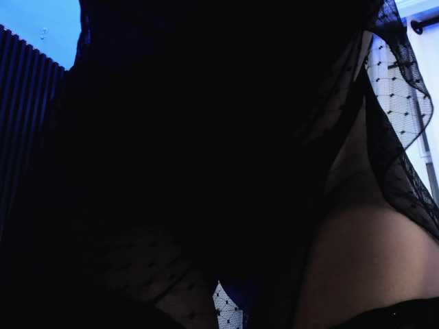 لقطات البث SelenaAbatti