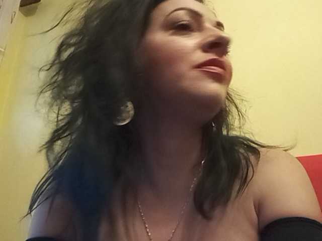 لقطات البث SelenaVlady