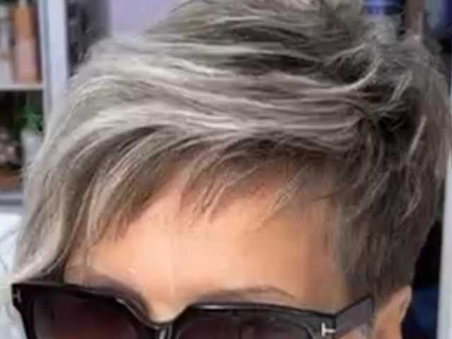 صورة الملف الشخصي Selenna65