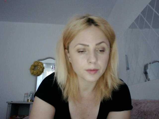 لقطات البث SerenaQuinn