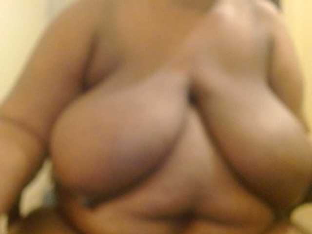 لقطات البث Sexiemama