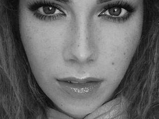 دردشة الفيديو المثيرة sexual3angle