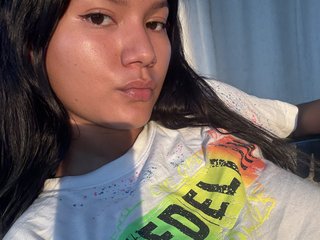 دردشة الفيديو المثيرة Sexy-Lou