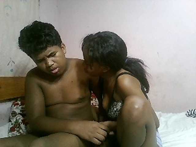 لقطات البث sexycouple32