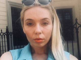 دردشة الفيديو المثيرة SexyFoxy555