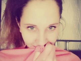 دردشة الفيديو المثيرة SexyHelen