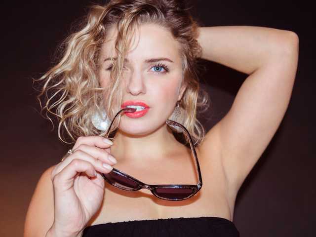 صورة الملف الشخصي SexyLionesse