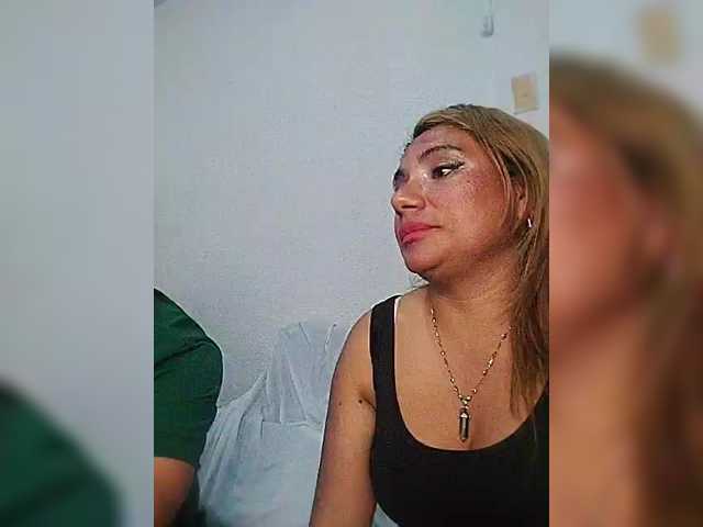 لقطات البث shairamature