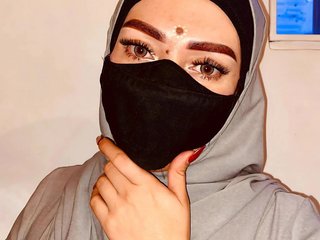 دردشة الفيديو المثيرة shantalakrisha