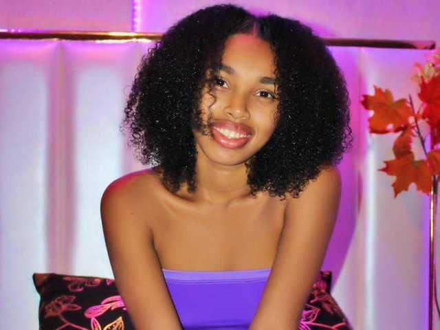 صورة الملف الشخصي ShantalJames