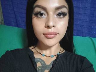 دردشة الفيديو المثيرة Sharlote-Williams