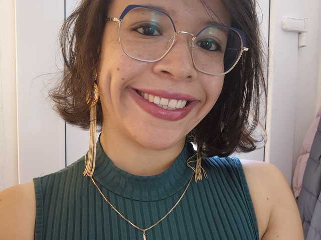 صورة الملف الشخصي sharonnikol1