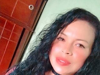 دردشة الفيديو المثيرة Sharyd