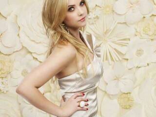 دردشة الفيديو المثيرة SheilaRed