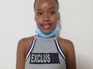 دردشة الفيديو المثيرة SheylaFlower