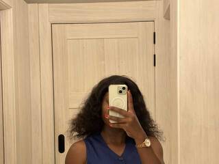 دردشة الفيديو المثيرة ShySerena