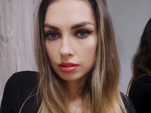صورة الملف الشخصي SiennaPearl