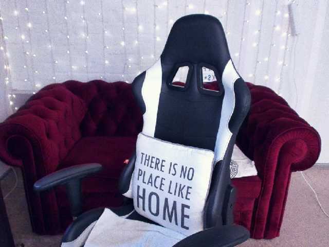 لقطات البث AnasteishaLux