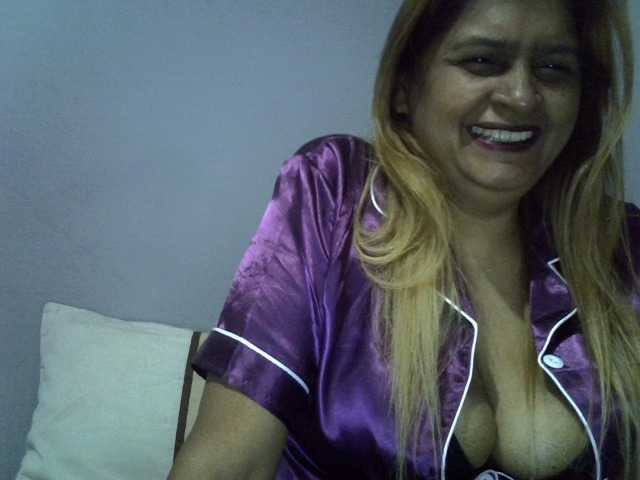 الصور Skyler32 30 boobs- 40ass= 60pussy=130stripdance=