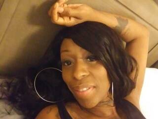 دردشة الفيديو المثيرة Slimbadd