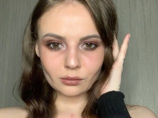 دردشة الفيديو المثيرة SofaCat