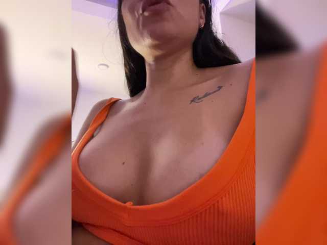 لقطات البث Sofia-Jones