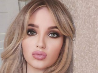 دردشة الفيديو المثيرة SofiaRici