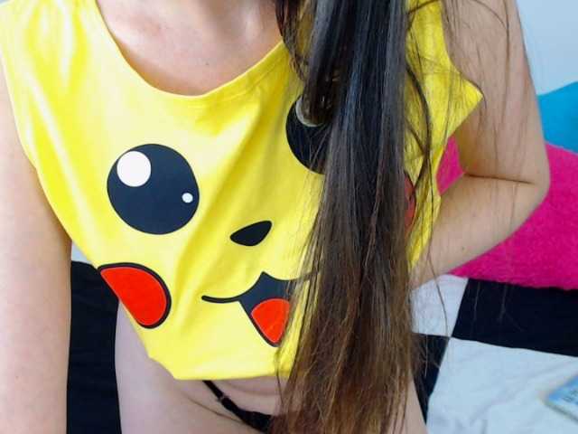 الصور sofiapaz1 hi guys welcome to my room/ vibrations in my pussy make me happy #new #latina#ass#Cute#teen