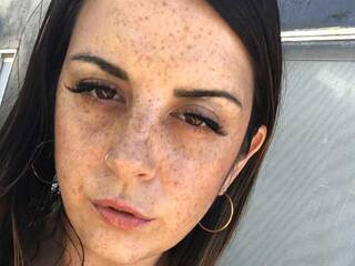 دردشة الفيديو المثيرة sofiesfreckle