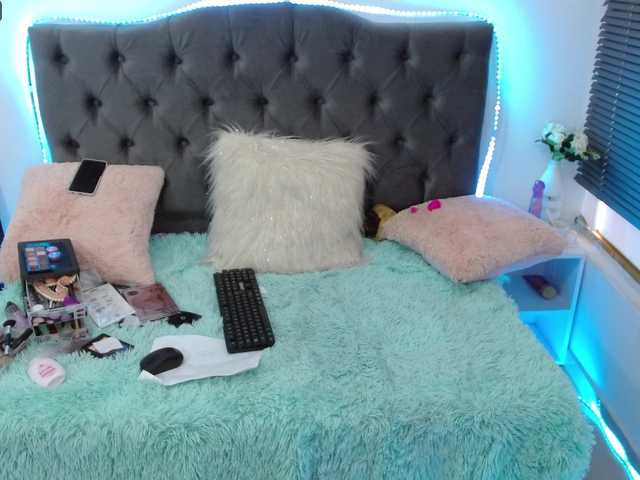 لقطات البث SofiEvans15