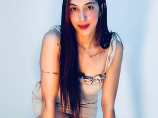 دردشة الفيديو المثيرة SOFIIASWEETT