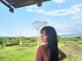 دردشة الفيديو المثيرة Solsybel