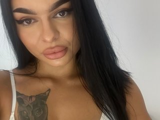 دردشة الفيديو المثيرة Sonya-Flame