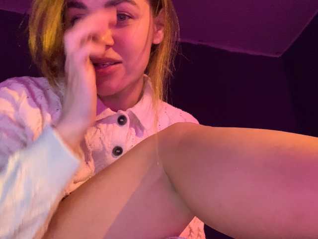 لقطات البث Sonya-Mo