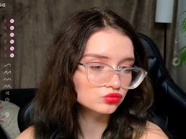 لقطات البث SonyaGlen