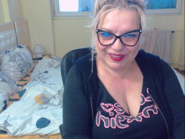 الصور SonyaHotMilf your tips makes me cum and squirt,xoxo