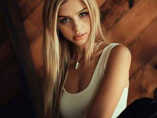 دردشة الفيديو المثيرة SonySweet