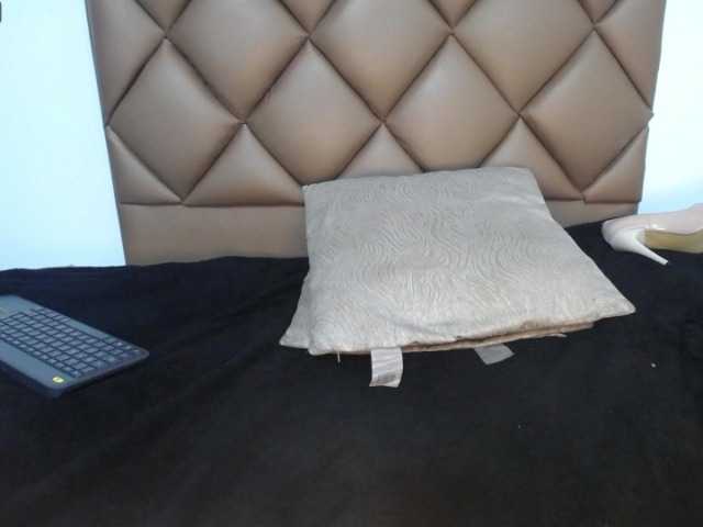 لقطات البث sophy-vip