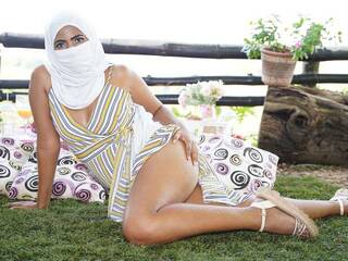 دردشة الفيديو المثيرة Souzan-halabi