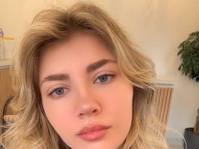 صورة الملف الشخصي spoiledhottie