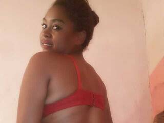 دردشة الفيديو المثيرة Squirty-Juice